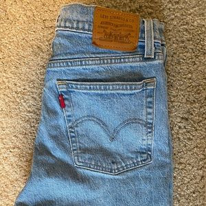 Levi size 26 jeans